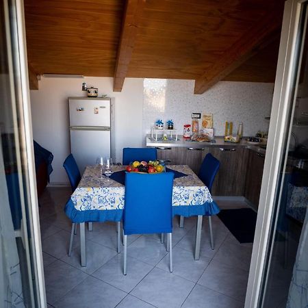 شقة Casa Teresa Nel Centro Di Vietri المظهر الخارجي الصورة